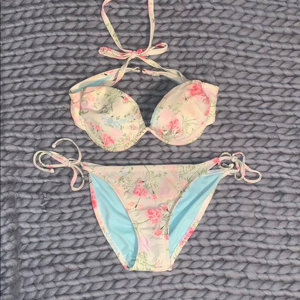 floral bikini